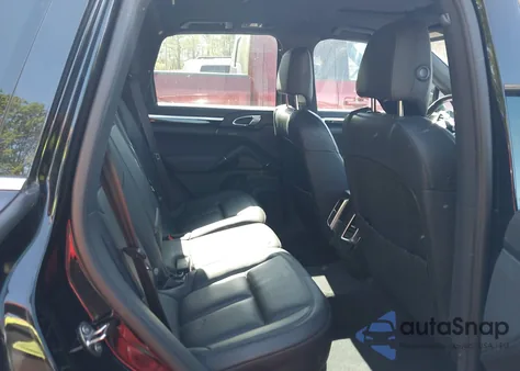 2016 Porsche Cayenne from USA, damaged, VIN WP1AA2A23GLA04144